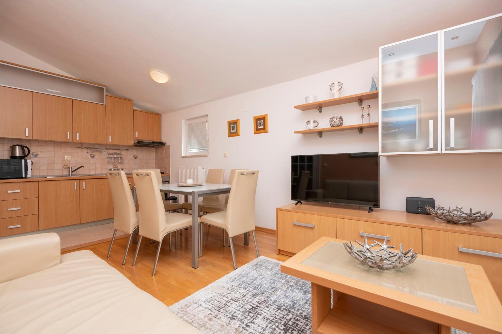Family Apartments Marita Makarska Eksteriør billede